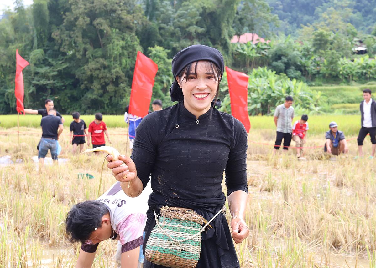 Tuyên Quang: Lễ hội Tết cá người Tày xã Mậu Duệ Tuyên Quang: Lễ hội Tết cá người Tày xã Mậu Duệ