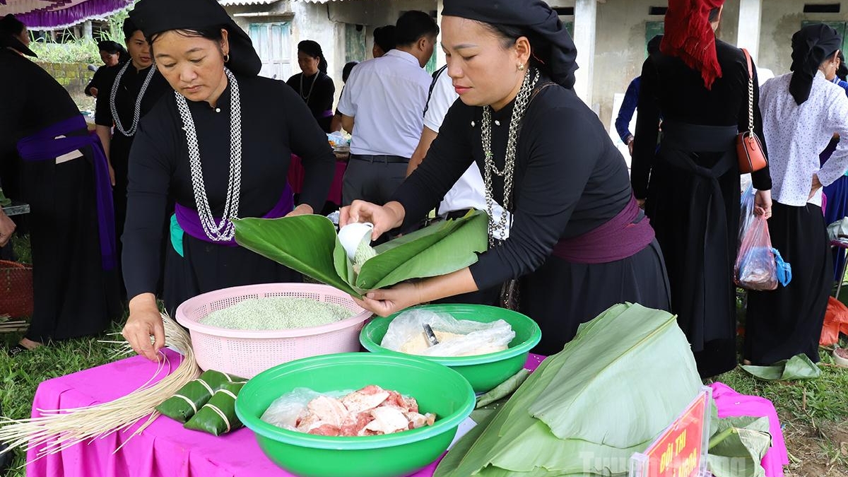 Tuyên Quang: Lễ hội Tết cá người Tày xã Mậu Duệ