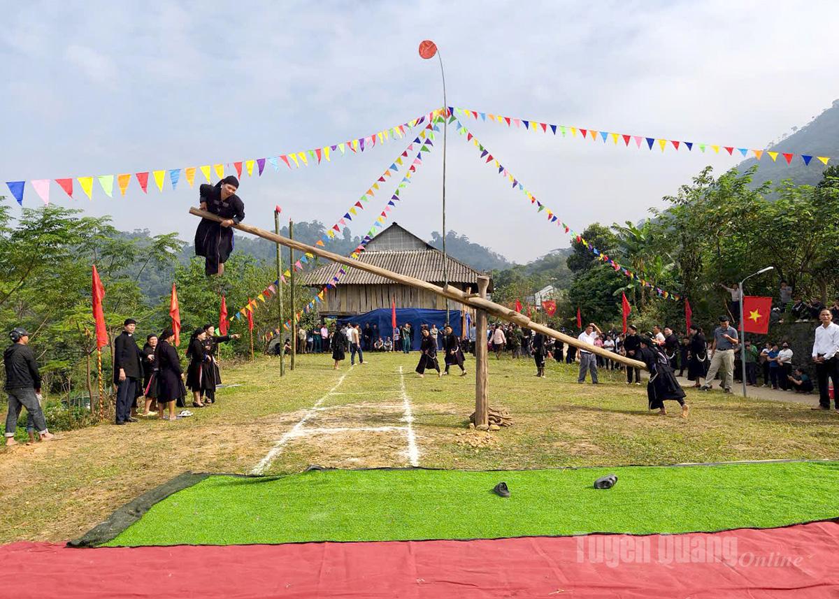 Tuyên Quang: Lễ mừng cơm mới dân tộc La Chí xã Xuân Giang Tuyên Quang: Lễ mừng cơm mới dân tộc La Chí xã Xuân Giang