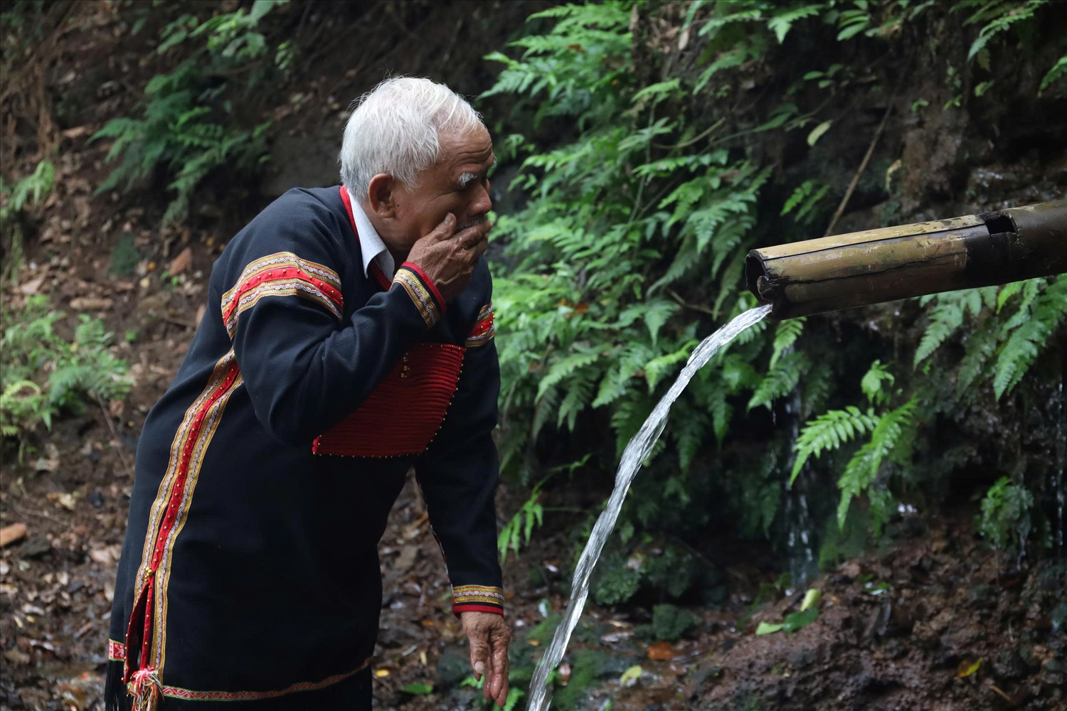 Bến nước - một mạch nguồn văn hóa của người Ê Đê Bến nước - một mạch nguồn văn hóa của người Ê Đê
