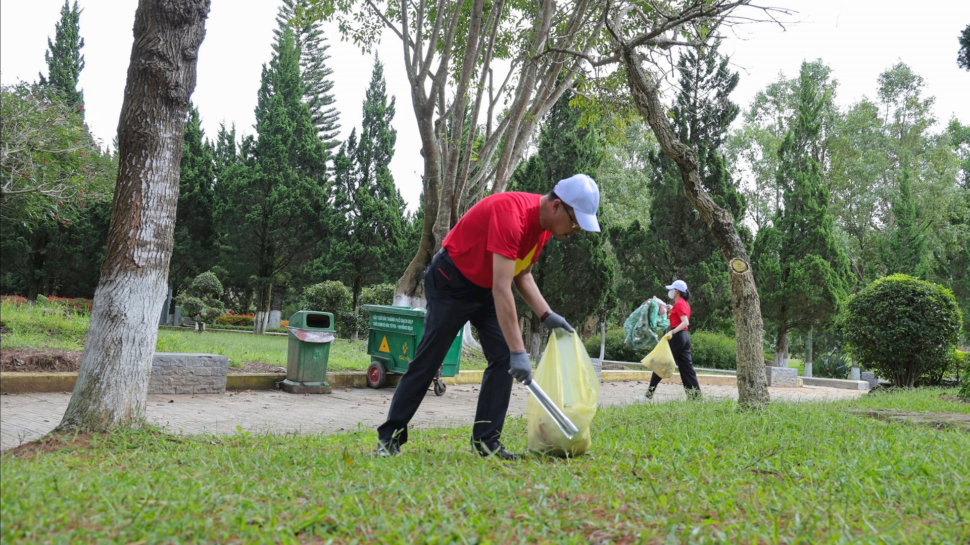 Lâm Đồng: Đô thị du lịch không thể chỉ có “cây xanh, ghế đá”