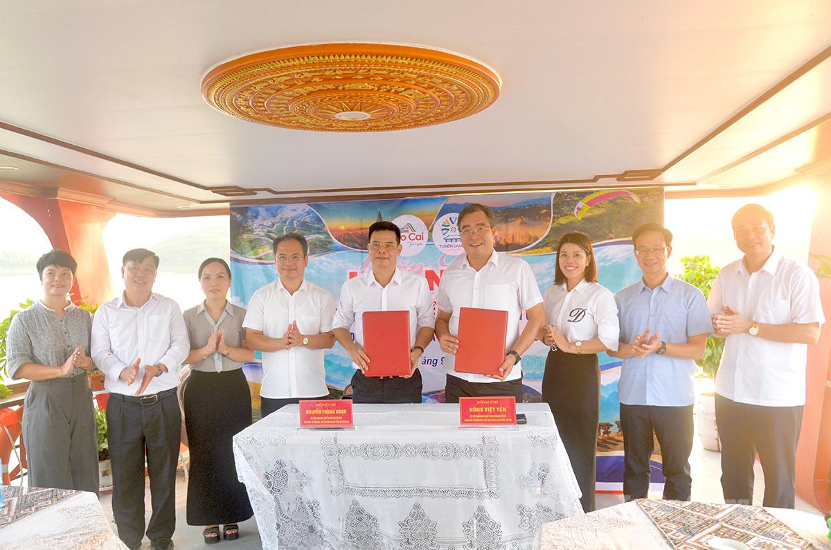 Sở Văn hóa, Thể thao và Du lịch tỉnh Tuyên Quang và Sở Văn hóa, Thể thao và Du lịch tỉnh Lào Cai ký kết Chương trình phối hợp trong lĩnh vực văn hóa, thể thao và du lịch giai đoạn 2026-2030.