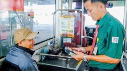 Xe buýt Cần Thơ "chuyển mình" cùng công nghệ số