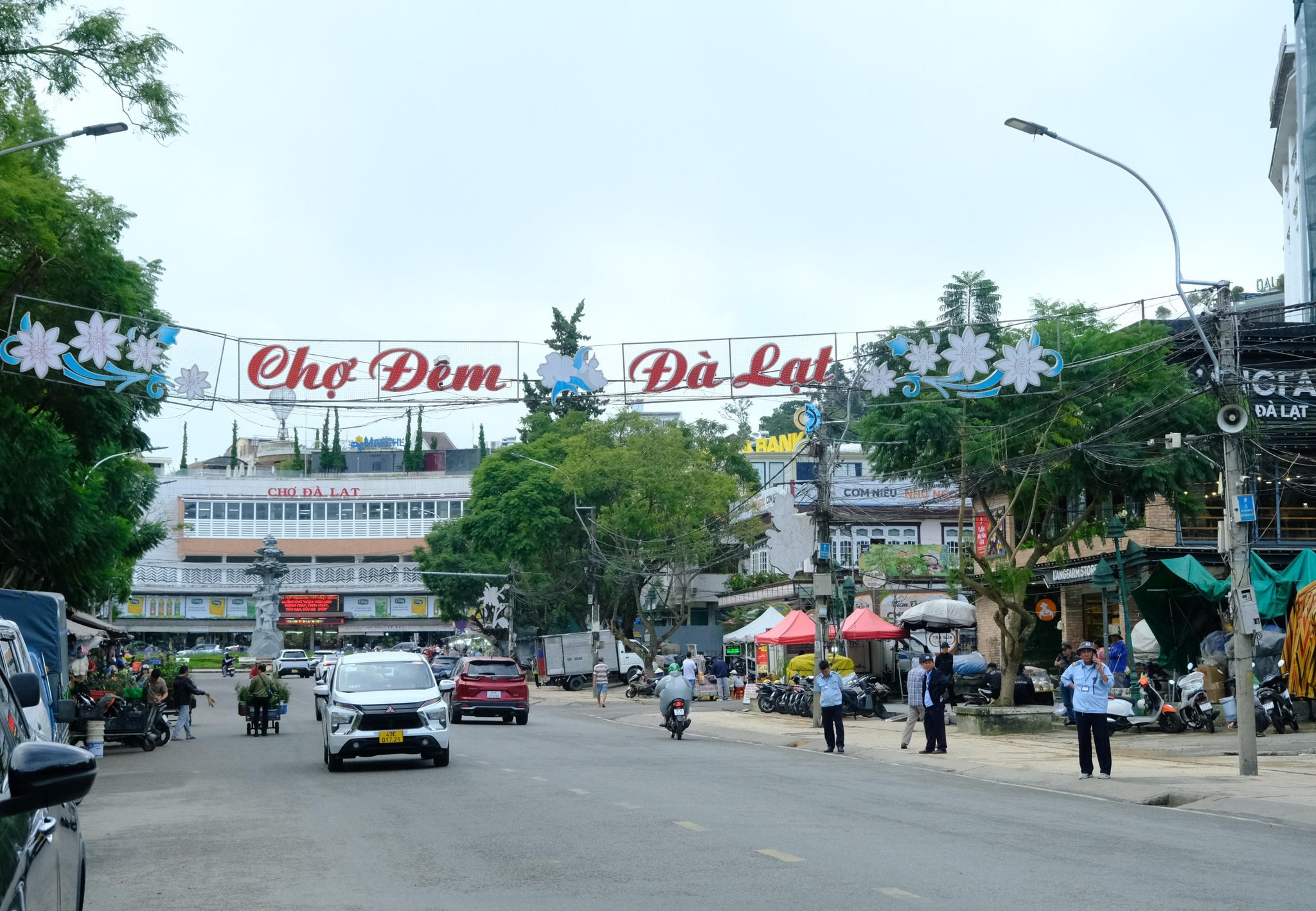 Lâm Đồng khảo sát phương án phát triển kinh tế đêm phục vụ Festival Hoa