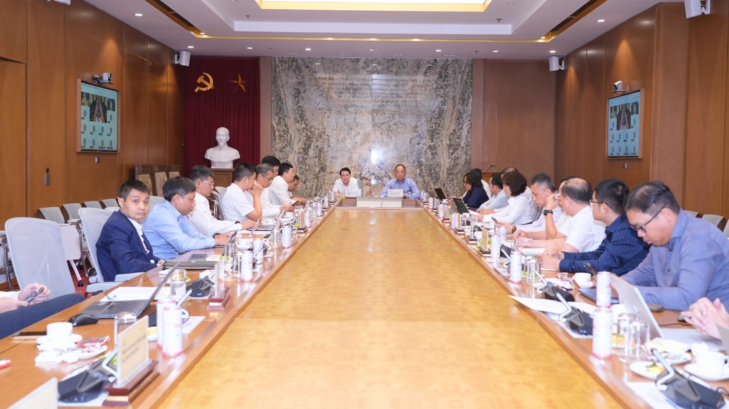PETROVIETNAM xây dựng chiến lược phát triển năng lượng nguyên tử
