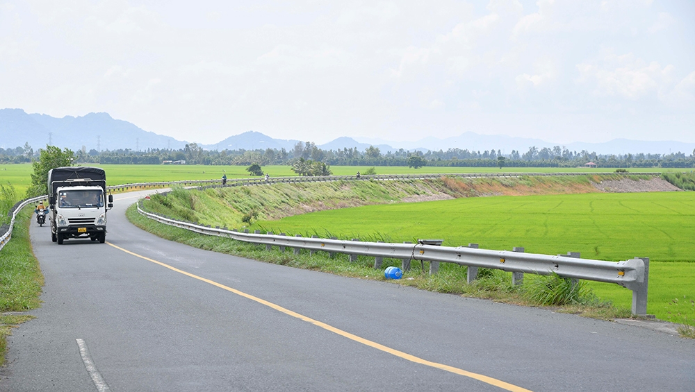 An Giang: Phát triển kết cấu hạ tầng giao thông - “đòn bẩy” của tỉnh