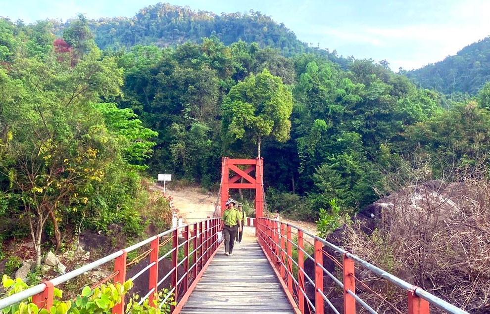 Chuyện ở thung lũng nóc Ông Đến