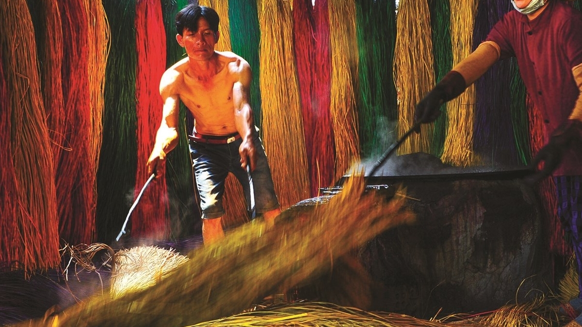 Rực rỡ sắc màu của làng nghề chiếu cói