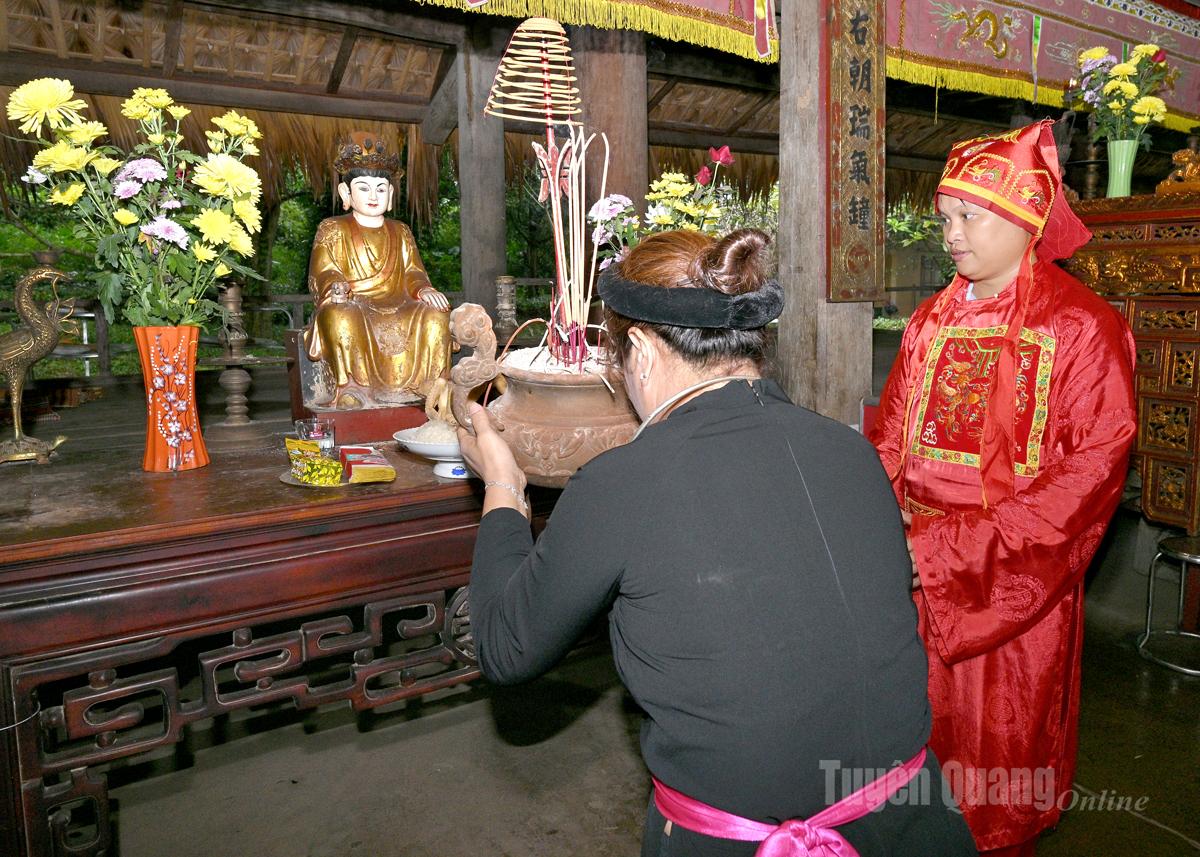 Tuyên Quang: Phục dựng, bảo tồn Lễ hội Cầu may của đồng bào Tày xã Tân Trào