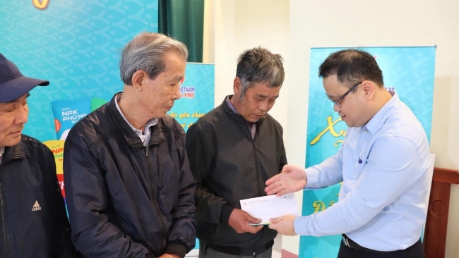 PVFCCo - Phú Mỹ lần thứ 5 liên tiếp được vinh danh &quot;Doanh nghiệp vì cộng đồng&quot;