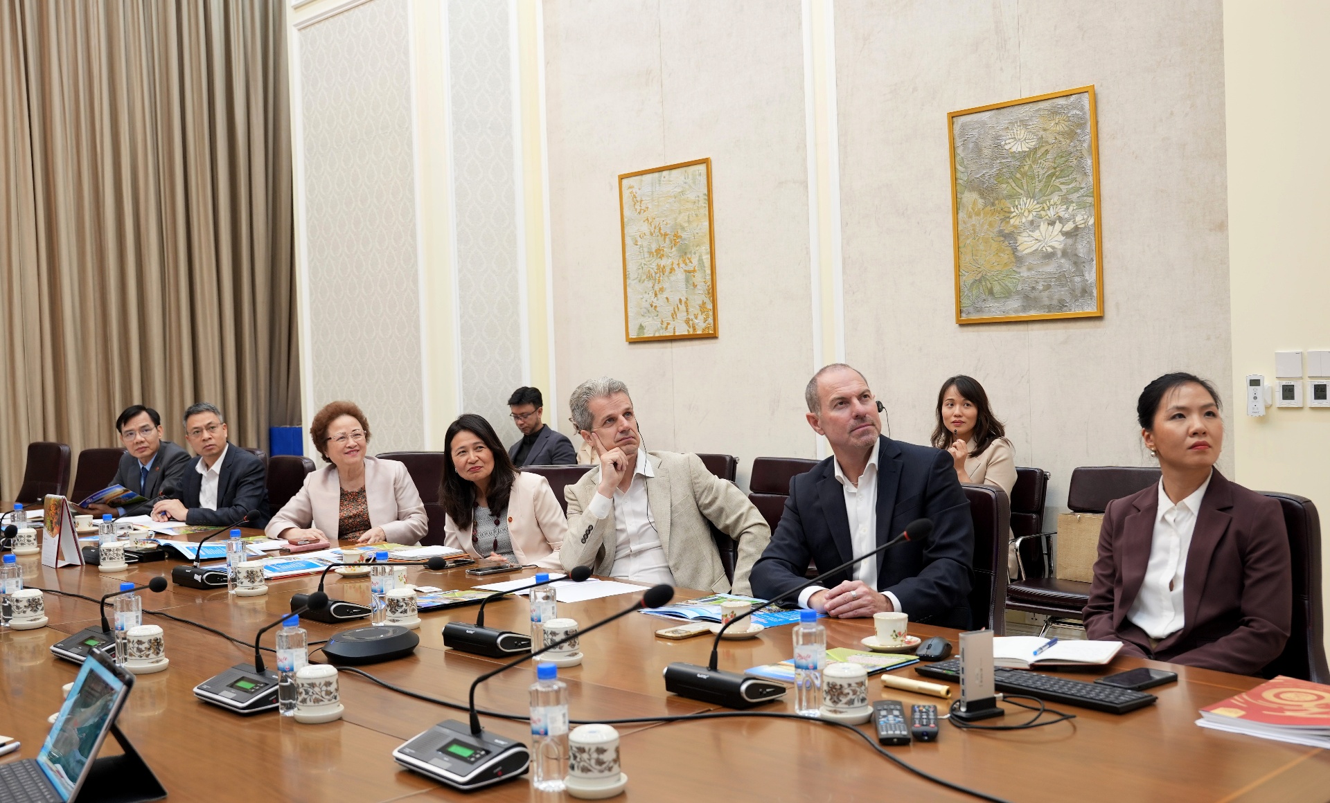 Đoàn công tác của tỉnh Lai Châu làm việc với Tập đoàn BRG