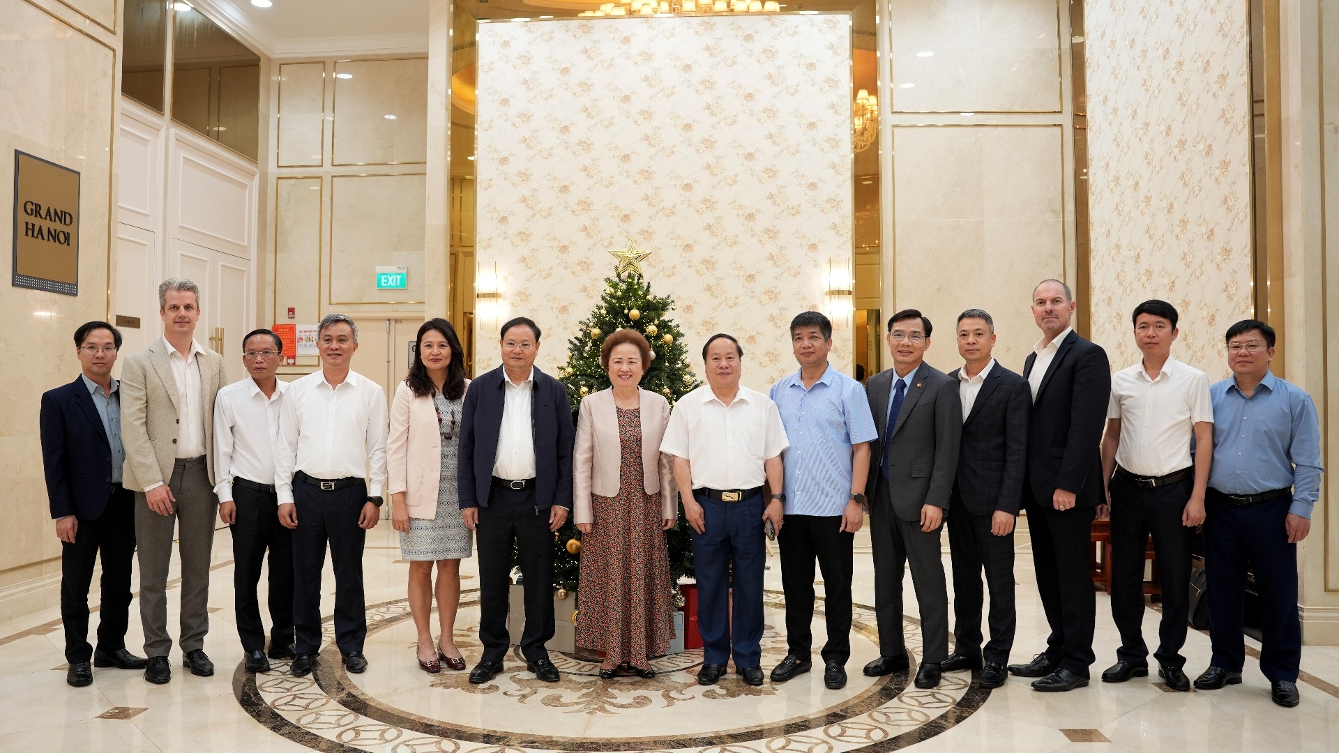 Đoàn công tác của tỉnh Lai Châu làm việc với Tập đoàn BRG