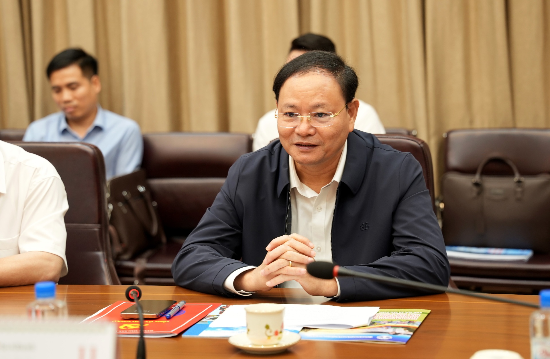 Đoàn công tác của tỉnh Lai Châu làm việc với Tập đoàn BRG