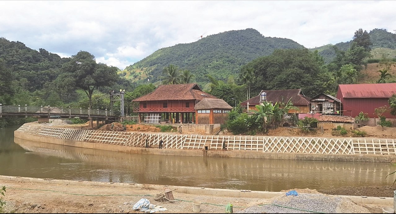 Chạm đến khát vọng thoát nghèo nơi cực Tây Tổ quốc Chạm đến khát vọng thoát nghèo nơi cực Tây Tổ quốc