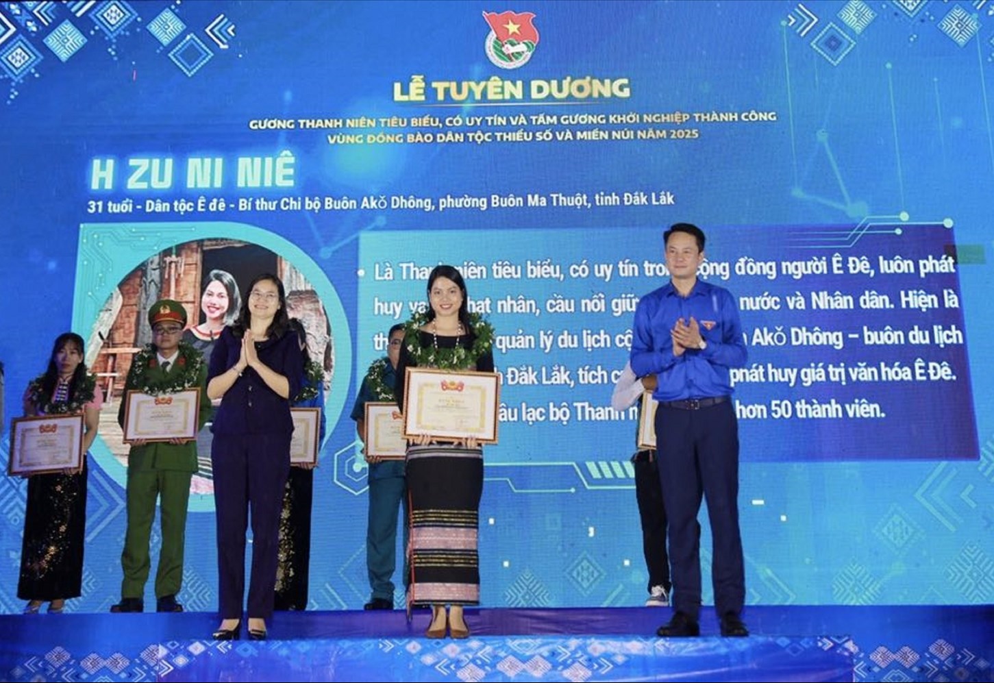 Người trẻ sống đẹp ở Cao nguyên Người trẻ sống đẹp ở Cao nguyên