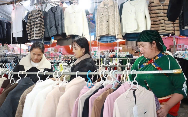 Tuyên Quang: Hội chợ xúc tiến thương mại xã Mèo Vạc năm 2025 Tuyên Quang: Hội chợ xúc tiến thương mại xã Mèo Vạc năm 2025