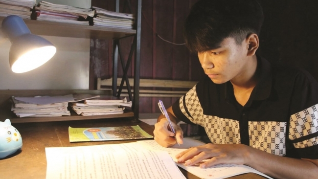 Con nuôi Biên phòng “chắp cánh” ước mơ cho nhiều học sinh DTTS