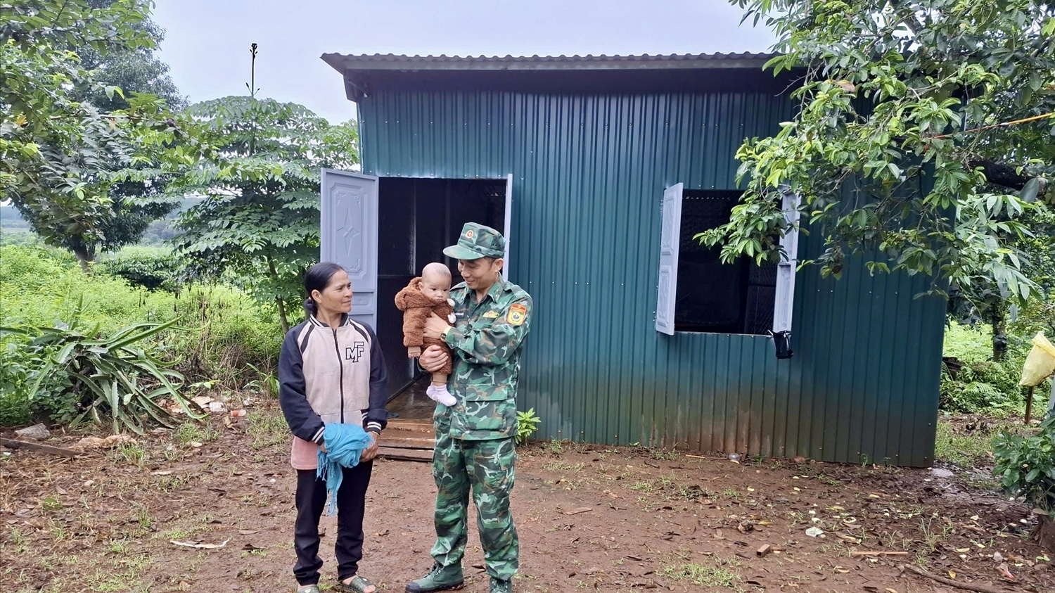 Điểm sáng từ mô hình "Mỗi tuần giúp một hộ nghèo khu vực biên giới"