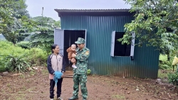 Điểm sáng từ mô hình "Mỗi tuần giúp một hộ nghèo khu vực biên giới"