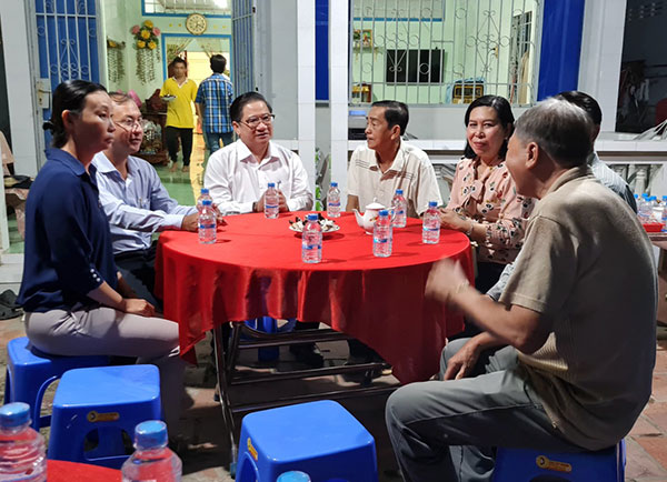 Cần Thơ: Đồng chí Trần Việt Trường thăm hỏi, động viên, hỗ trợ gia đình có người bị thiệt mạng do hỏa hoạn