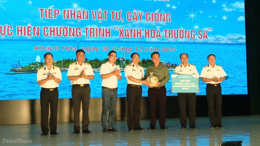 PVFCCo tiếp tục đồng hành cùng chương trình “Xanh hóa Trường Sa”