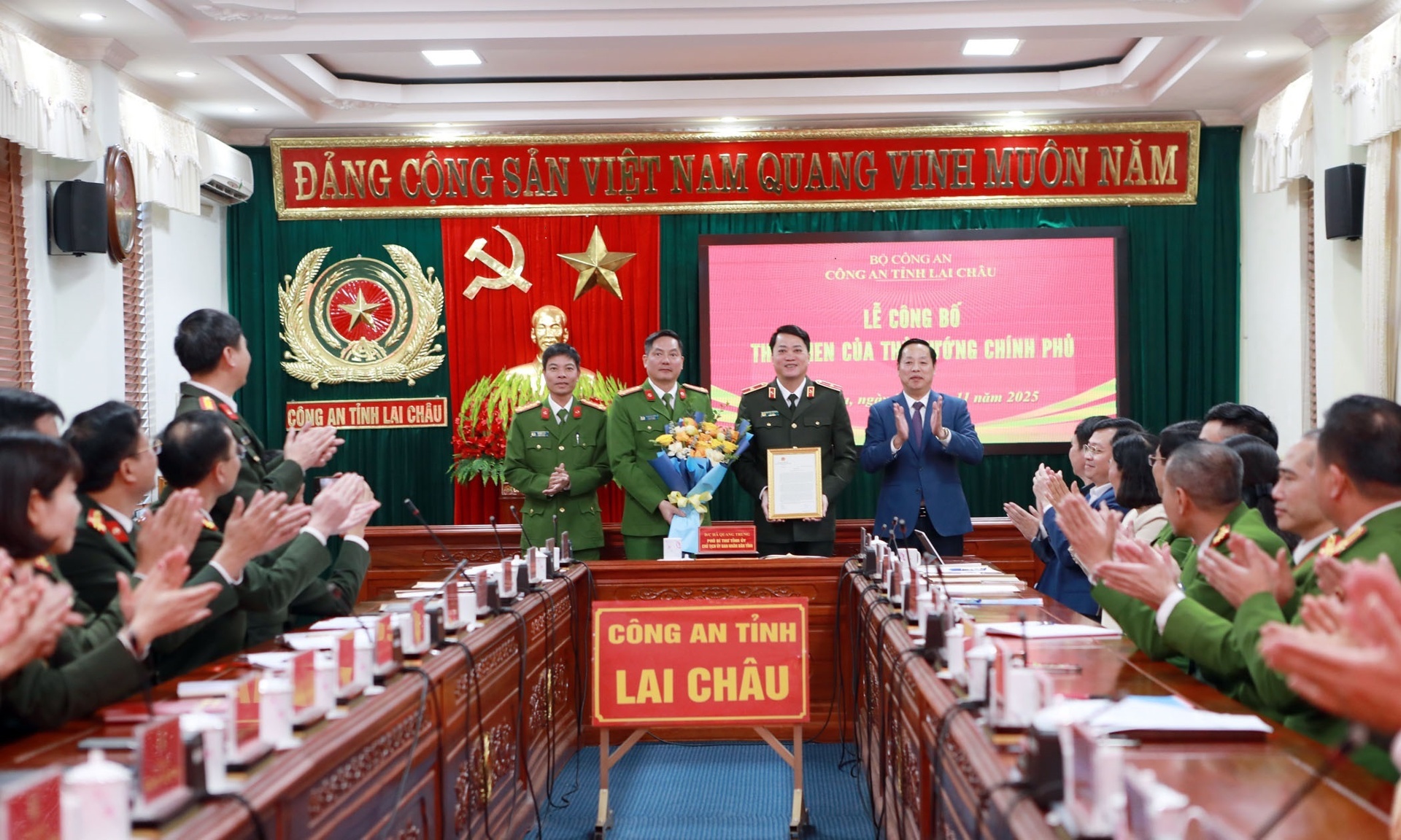 Lai Châu: Công an tỉnh công bố Thư khen của Thủ tướng Chính phủ