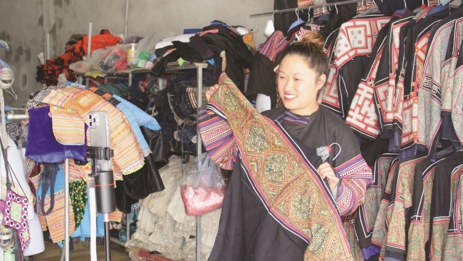 Những bản làng vùng cao kể chuyện thời đại số