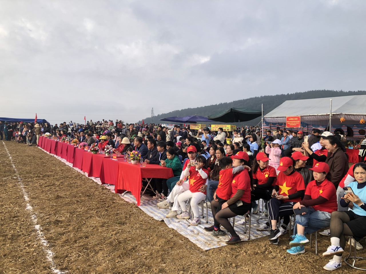 Lai Châu: Lễ hội đua ngựa xã Tả Lèng lần thứ I, năm 2025 Lai Châu: Lễ hội đua ngựa xã Tả Lèng lần thứ I, năm 2025