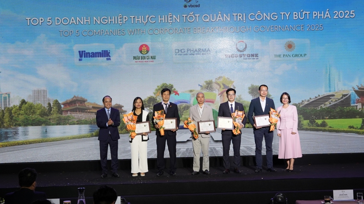 PVCFC dẫn đầu về phát triển bền vững và quản trị công ty bứt phá tại Việt Nam năm 2025