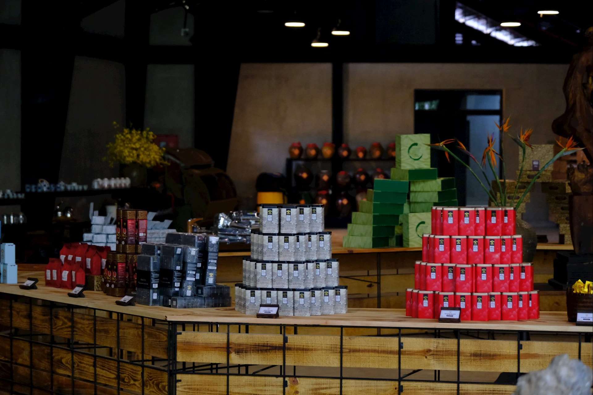 Để hương trà Lâm Đồng bay xa Để hương trà Lâm Đồng bay xa