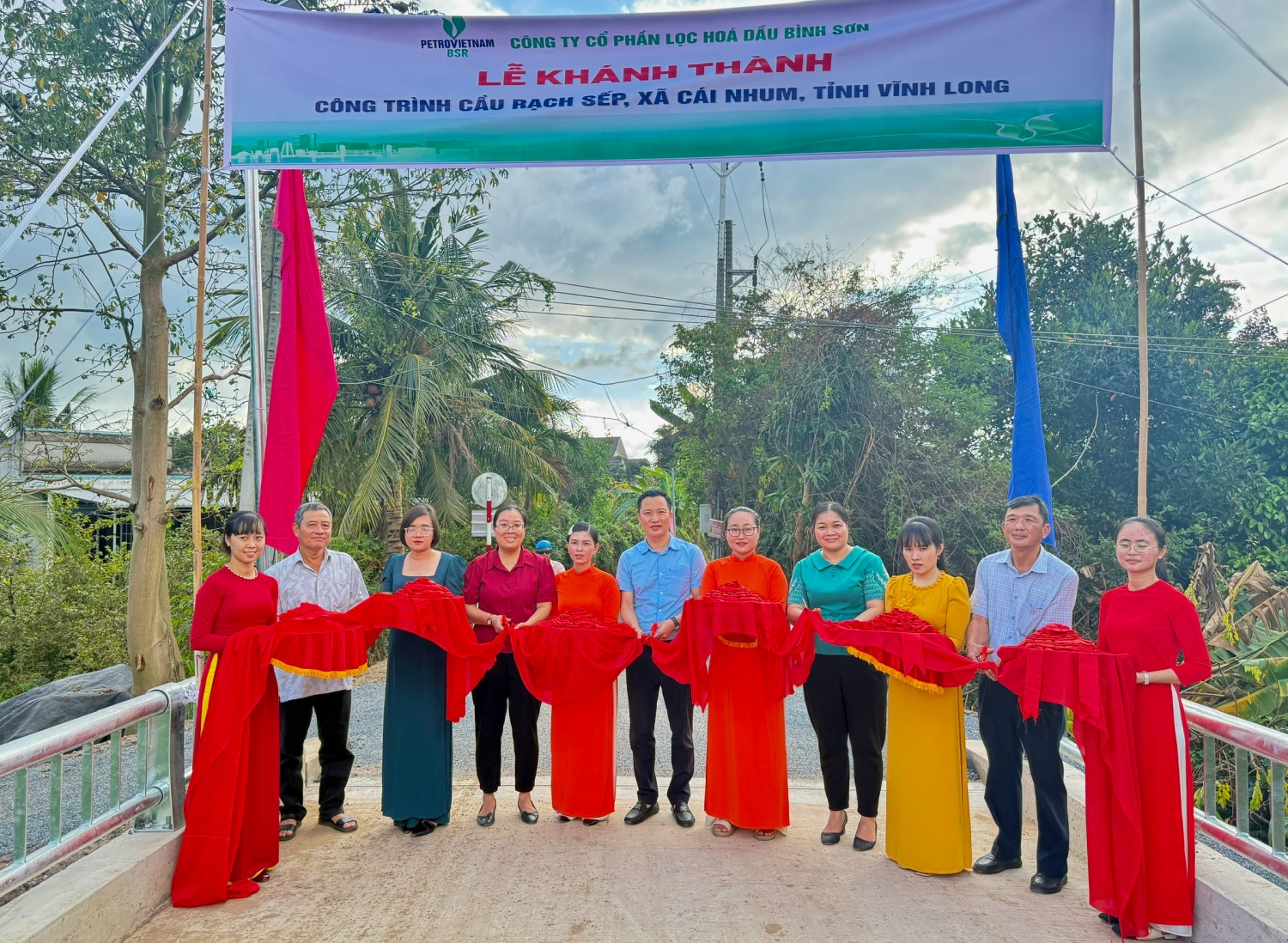 BSR khánh thành cầu giao thông nông thôn tại Vĩnh Long BSR khánh thành cầu giao thông nông thôn tại Vĩnh Long