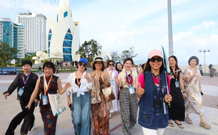 Du lịch Khánh Hòa: Khởi sắc sau mưa lũ