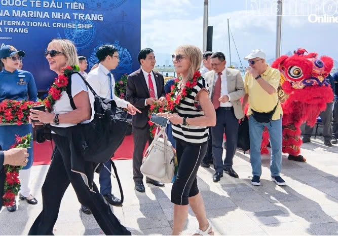 Du lịch Khánh Hòa: Khởi sắc sau mưa lũ