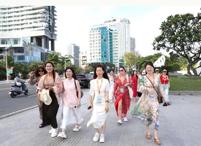 Du lịch Khánh Hòa: Khởi sắc sau mưa lũ