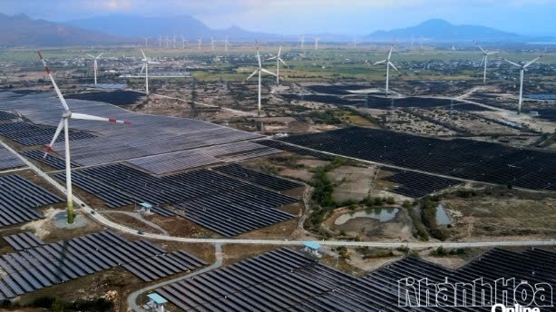 Khánh Hòa: Phát triển hạ tầng năng lượng đồng bộ