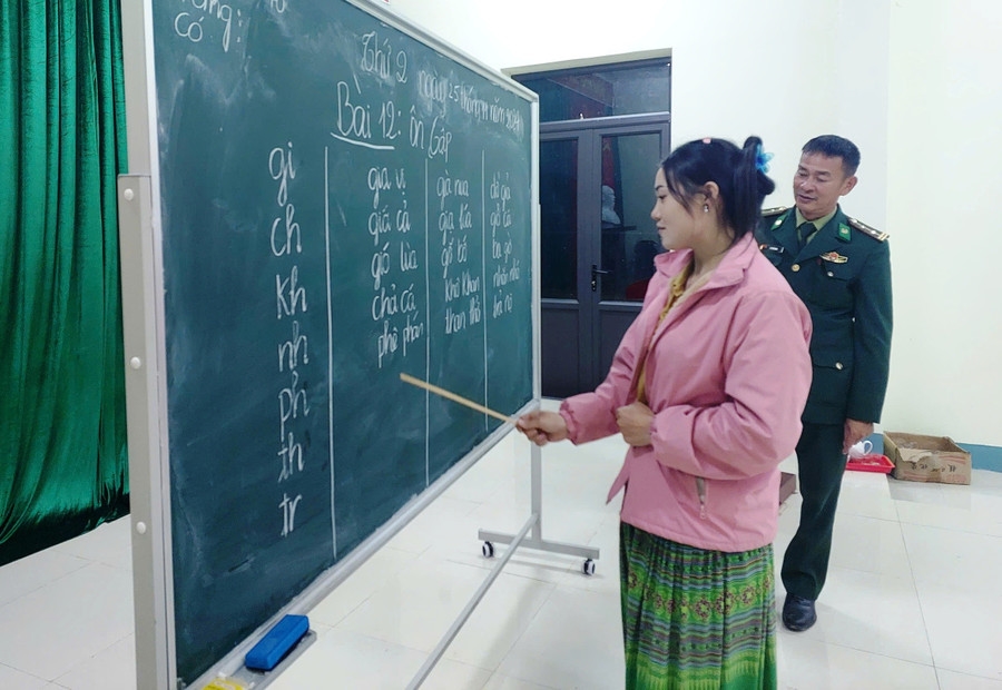 Đồng hành cùng phụ nữ biên cương.