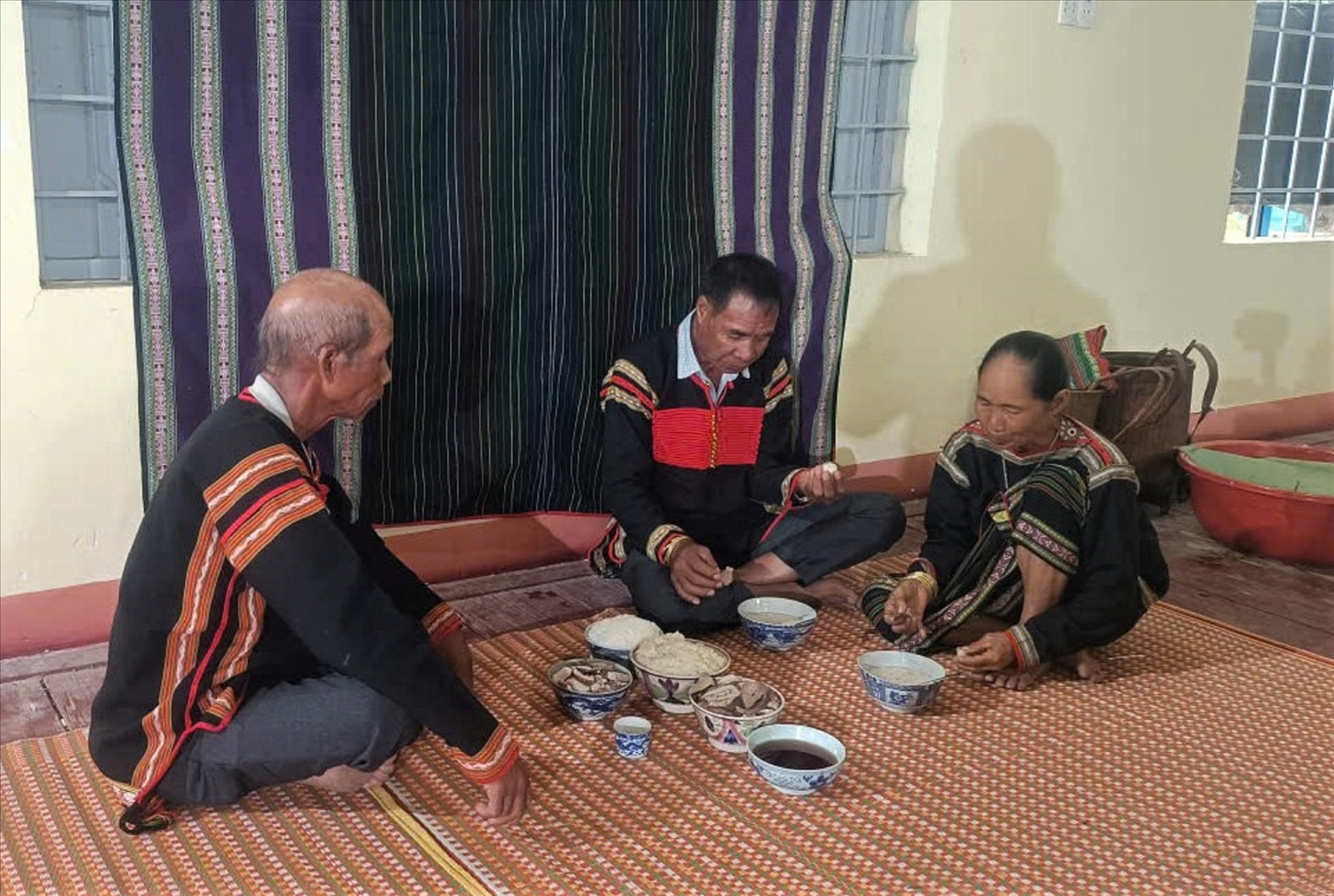 Phục dựng nghi lễ mừng thọ người Mnông Phục dựng nghi lễ mừng thọ người Mnông