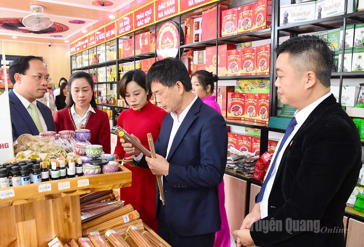 Tuyên Quang: Sản phẩm OCOP Nà Hang kết nối ẩm thực đặc trưng