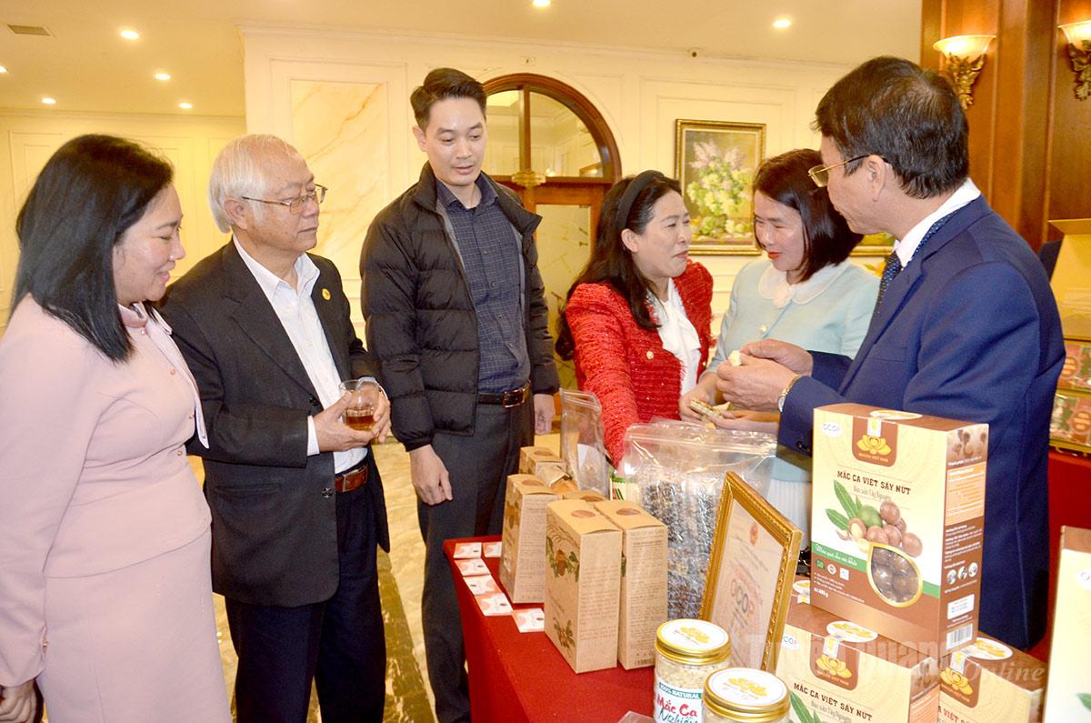 Kết nối cung - cầu sản phẩm giữa Tuyên Quang và Lâm Đồng Kết nối cung - cầu sản phẩm giữa Tuyên Quang và Lâm Đồng