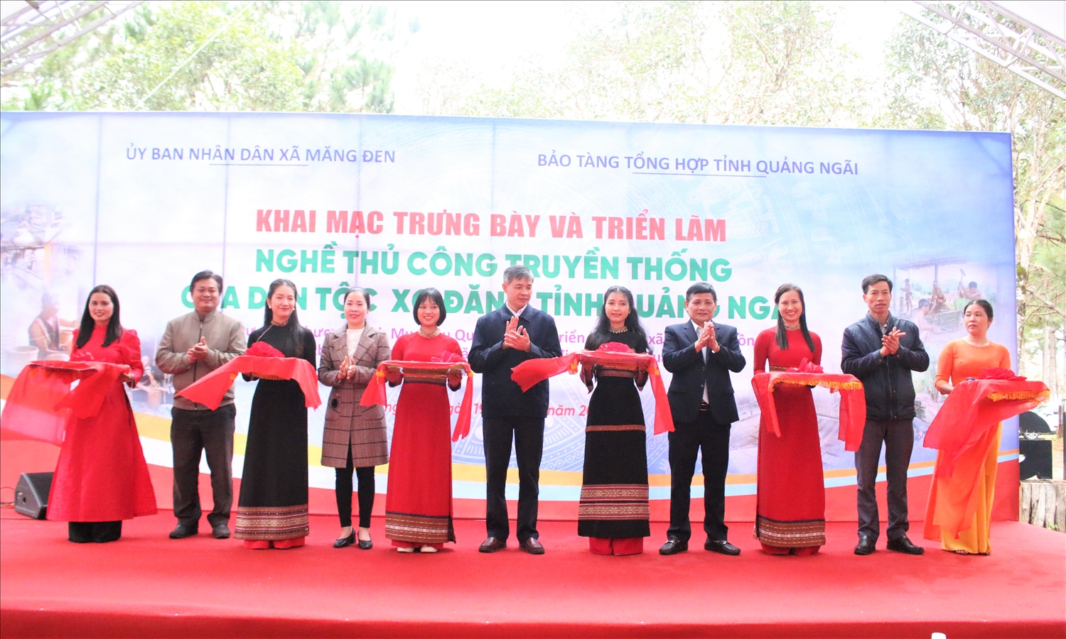 Khai mạc trưng bày và triển lãm nghề thủ công truyền thống của dân tộc Xơ Đăng tỉnh Quảng Ngãi