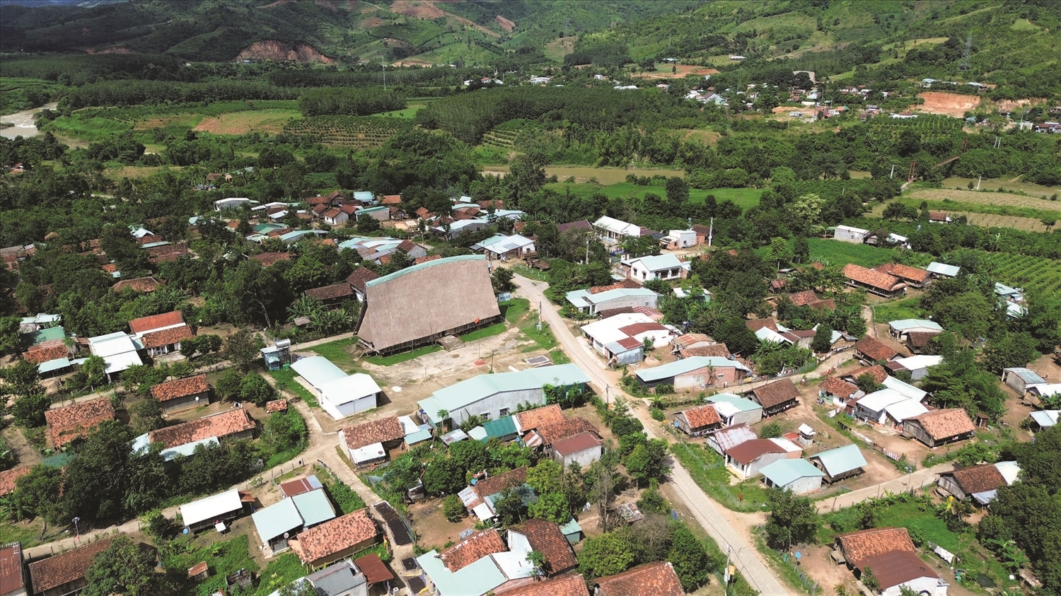 Già làng A Jring Đeng "giữ hồn" làng Kon Brăp Ju