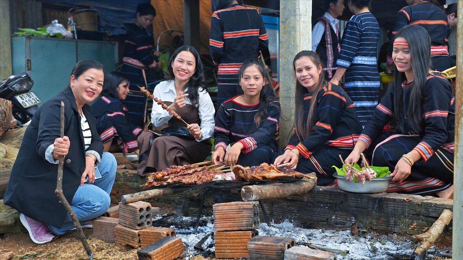 Tái hiện Lễ ăn hỏi của đồng bào Gia Rai trên cao nguyên Gia Lai