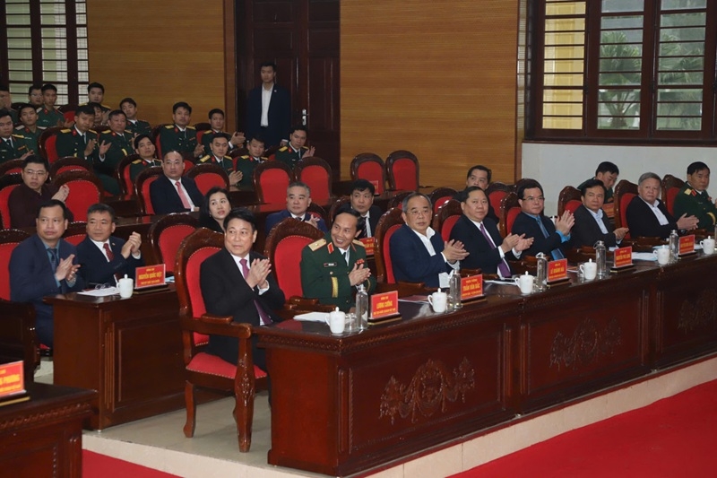 Chủ tịch nước Lương Cường chúc Tết tại Phú Thọ