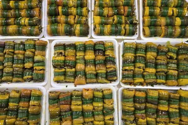 Sản phẩm lươn cuộn thịt đóng hộp.