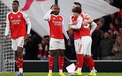 Arsenal thể hiện bản lĩnh ở trận đấu với Everton.