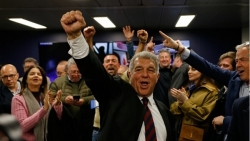 Ông Laporta tái đắc cử Chủ tịch Barcelona