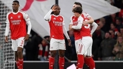 Arsenal tiến gần ngôi vương Ngoại hạng Anh sau chiến thắng nghẹt thở trước Everton