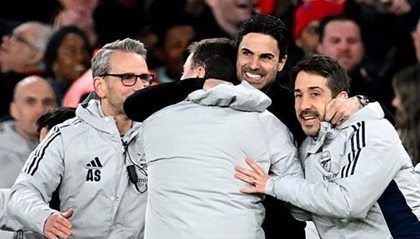 Đoàn quân của Mikel Arteta đang tiến đến ngôi vương Ngoại hạng Anh.