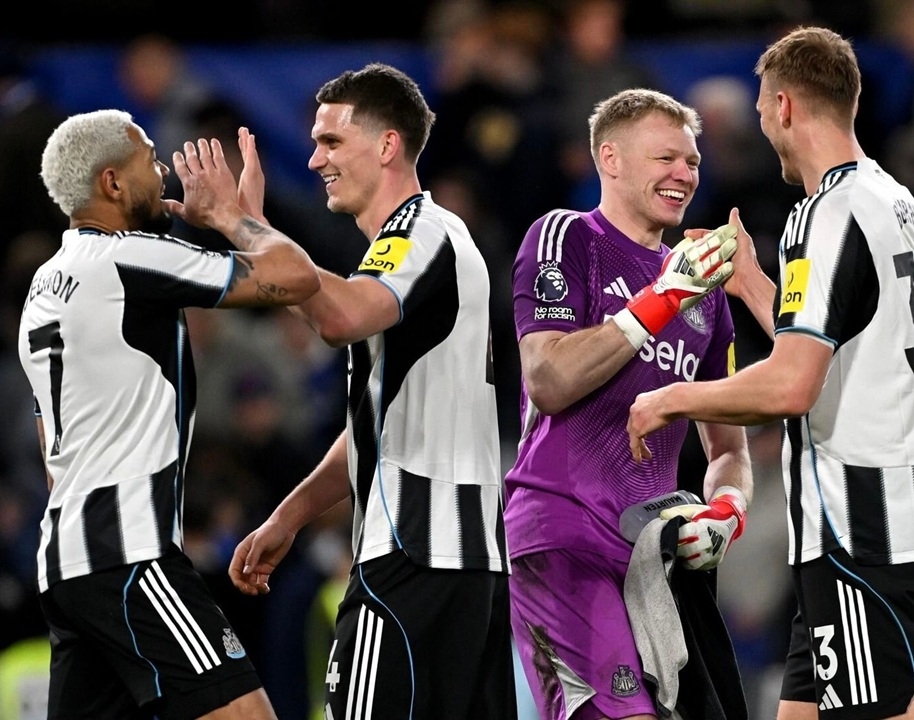 Hủy diệt “Chích chòe” tại Nou Camp Hủy diệt “Chích chòe” tại Nou Camp