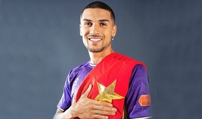 Tiền vệ Đỗ Hoàng Hên tự hào lần đầu khoác áo tuyển Việt Nam: 'Tôi đã đợi quá lâu'